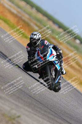 media/Apr-24-2023-Fastrack Riders (Mon) [[2ca7ef103c]]/Level 3/Session 1 (Sweeper)/